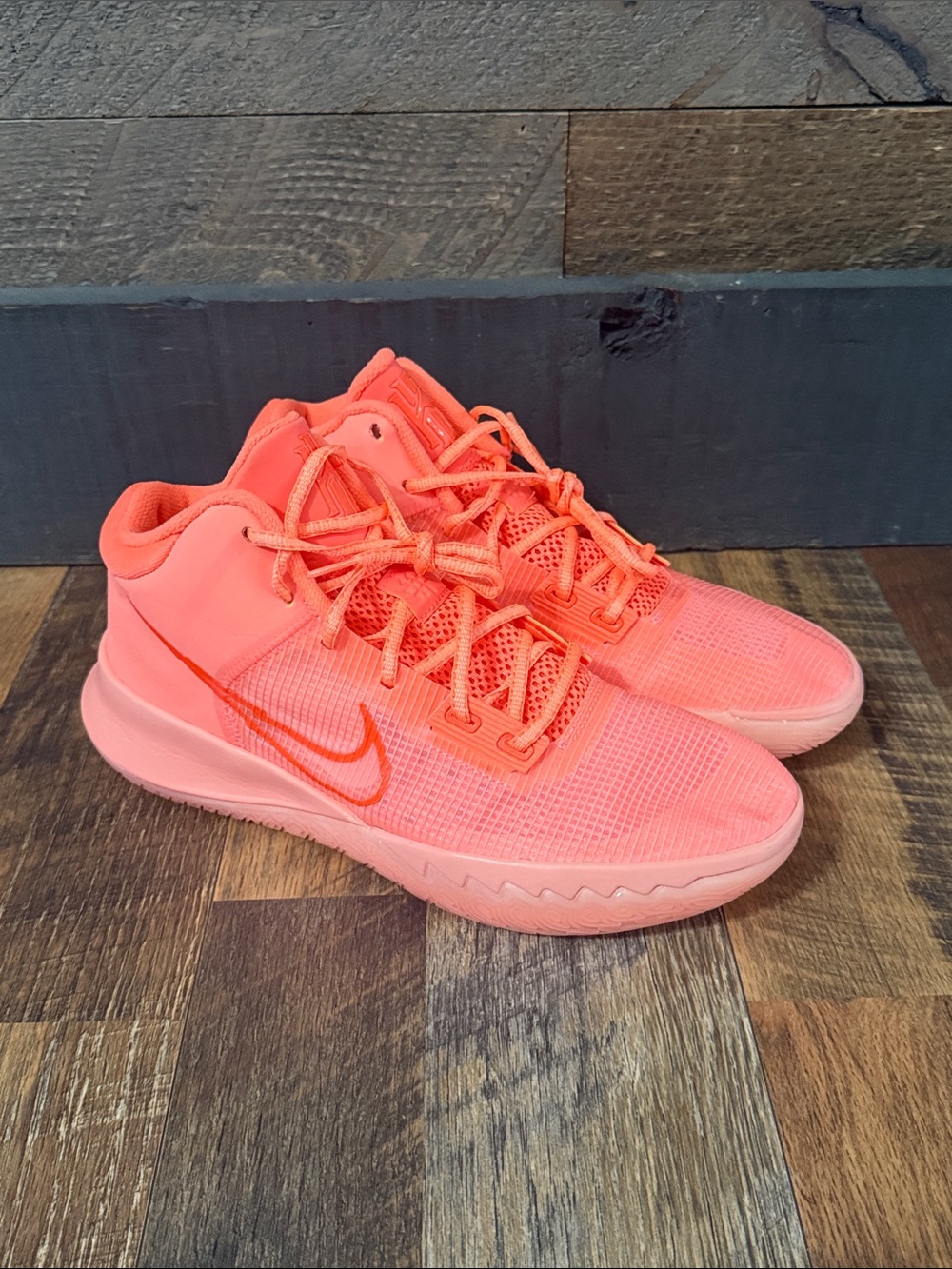Nike Kyrie Flytrap 4 Bright Coral Basketball Shoes Men’s Size 10 CT1972-800